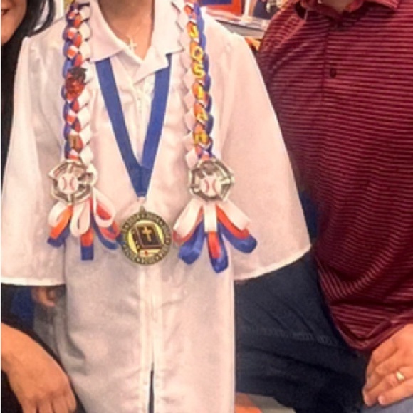 Bluey & Bingo Birthday or Graduation Lei Money Lei custom made all colors - Picture 16 of 17